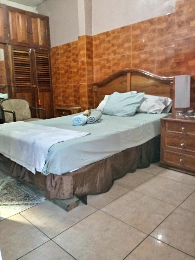Casa Blanca Tu Casa Lejlighed Santa Ana Eksteriør billede